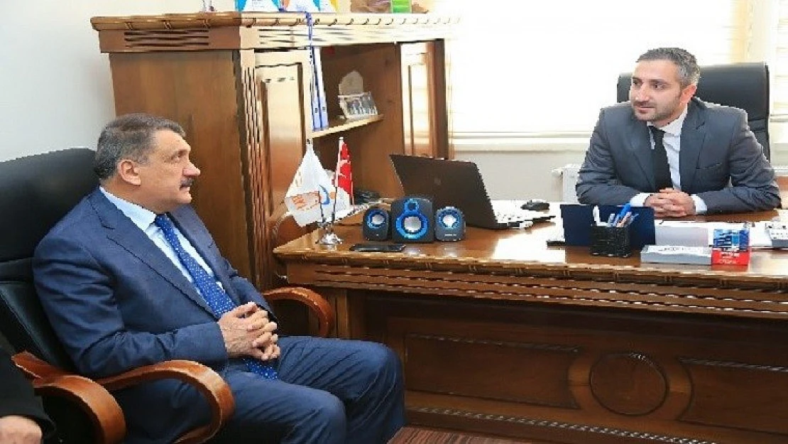 Başkan Gürkan, 'Ülkenin Geleceği Gençlerin Elinde