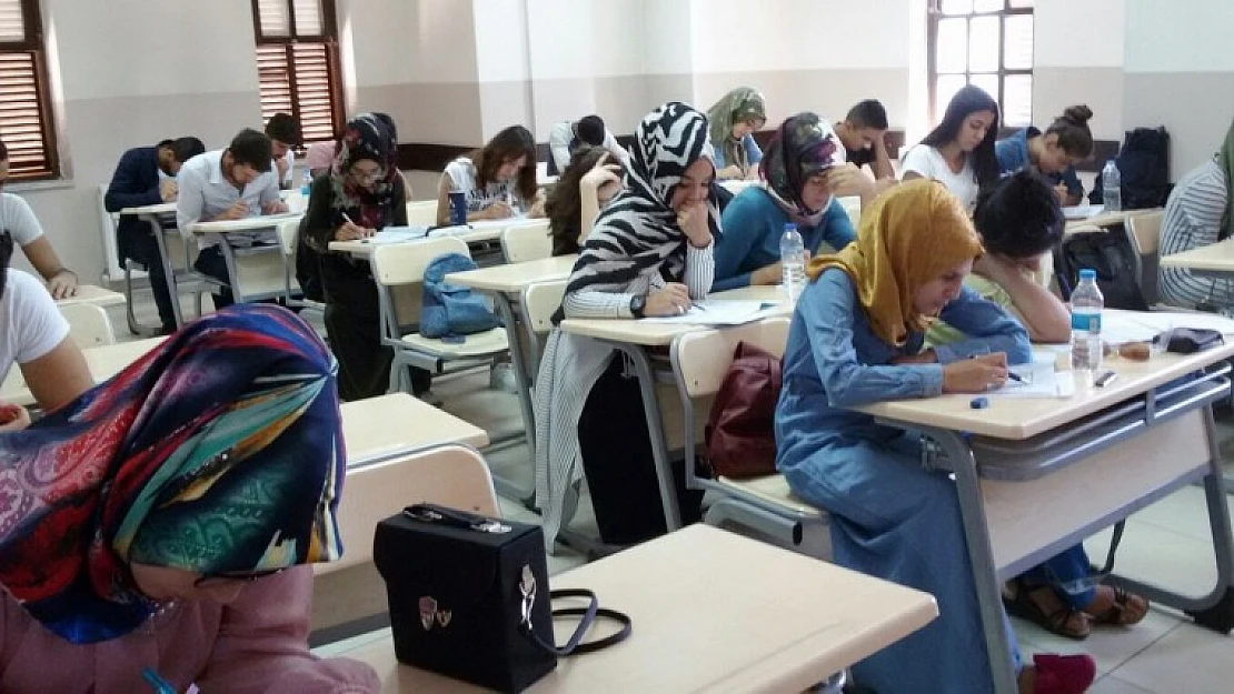 Büyükşehir'in Üniversite Kursuna Yoğun İlgi