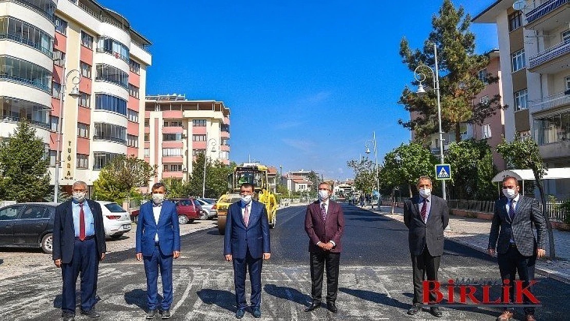 Gülümser Caddesinde Asfalt Çalışmaları Başladı