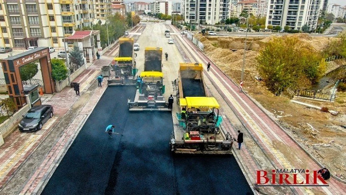 Gürkan, Şehit Sami Kıbrız Caddesinde Yapılan Çalışmaları İnceledi