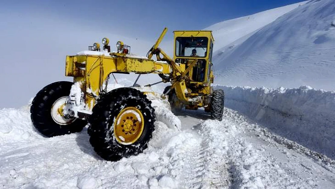 Büyükşehir Kapanan Yolların Tamamını Ulaşıma Açtı