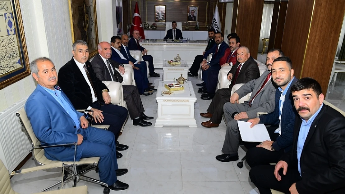 MHP Heyeti'nden Başkan Çınar'a Hayırlı Olsun Ziyareti