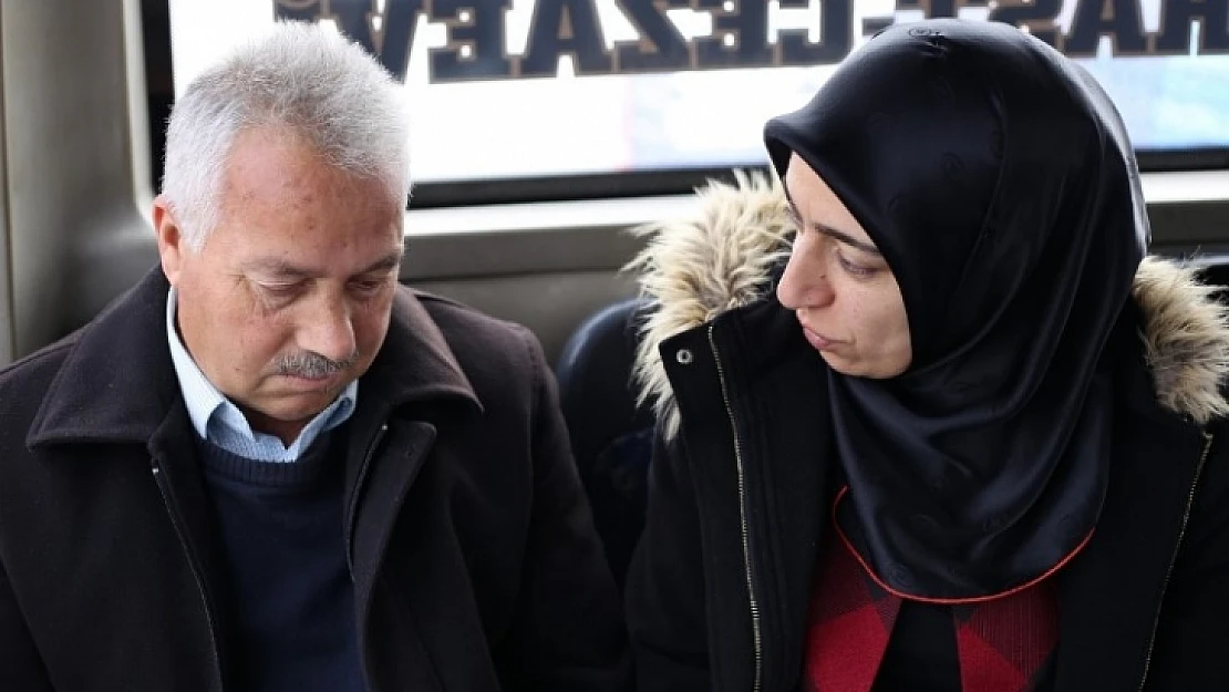 Akkurt Minibüse Bindi, Sorunları Dinledi