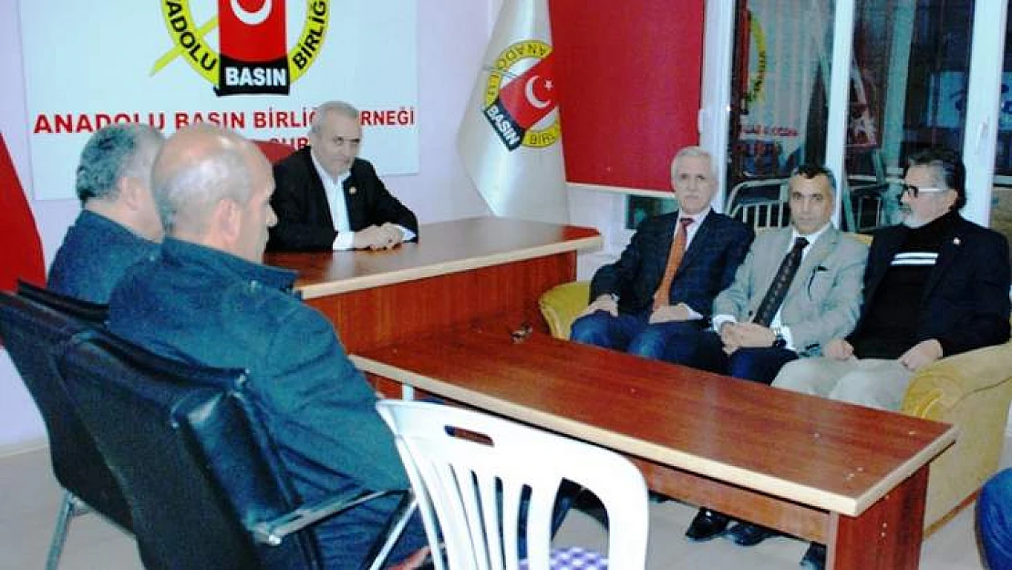 Başkan Adayı Mahmut Polat, Anadolu Basın Birliğini Ziyaret Etti