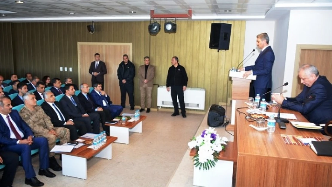 Vali Baruş Başkanlığında Battalgazi Muhtarlar Toplantısı Yapıldı