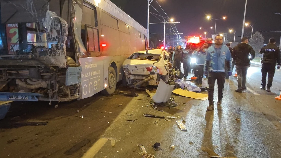 Kavşakta Kâbus Gibi Dakikalar: Hayatını Kaybedenler Var