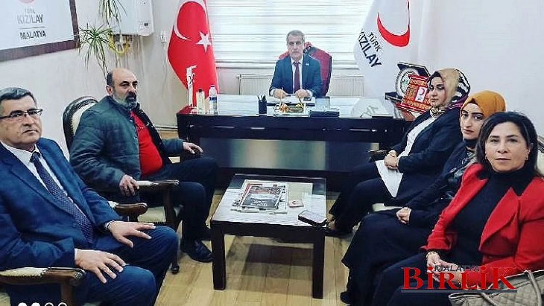 Kızılay'dan Vatanseverler Derneğine Seminer