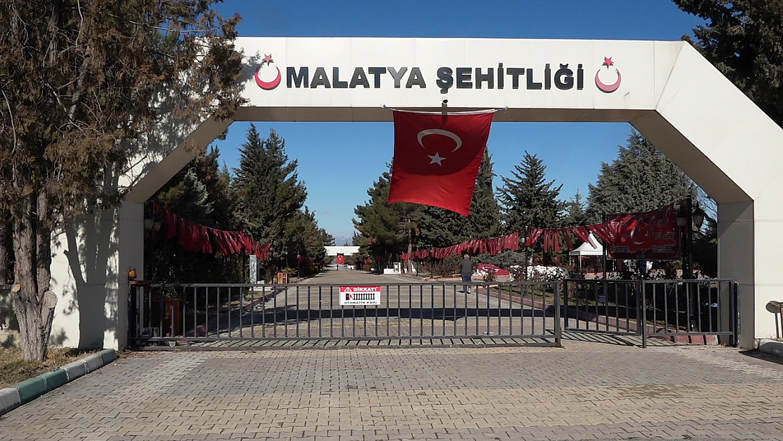 Malatya Büyükşehir Belediyesi Şehitlerin Aziz Hatıralarına Sahip Çıkıyor