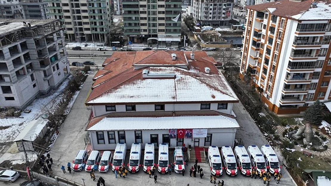 Malatya'da ambulans ve hizmet araçları teslim edildi