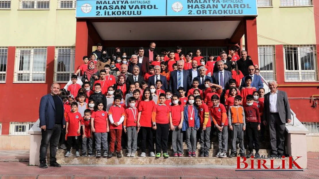 Masa Tenisi Günü Battalgazi'de Özel Turnuva İle Kutlandı