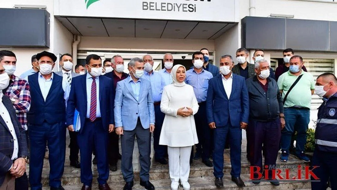 Milletvekili Çalık, Başkanı Çınar, Özal Mahalle Sakinleriyle Biraraya Geldi