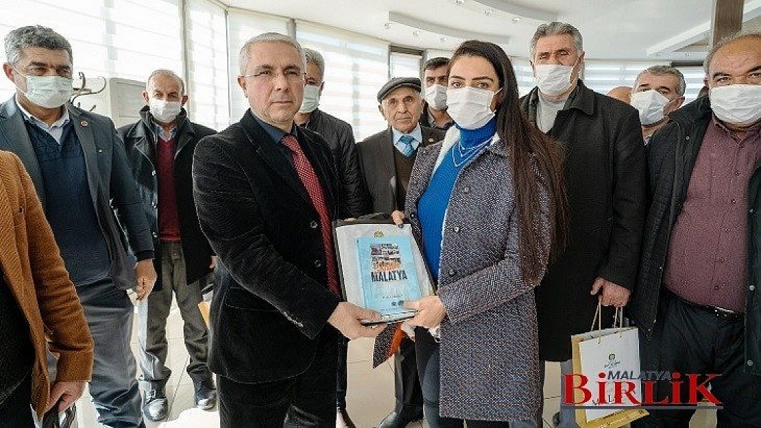 Muhtarlardan Büyükşehir Belediyesi Yatırım Ve Hizmetlerine Övgü