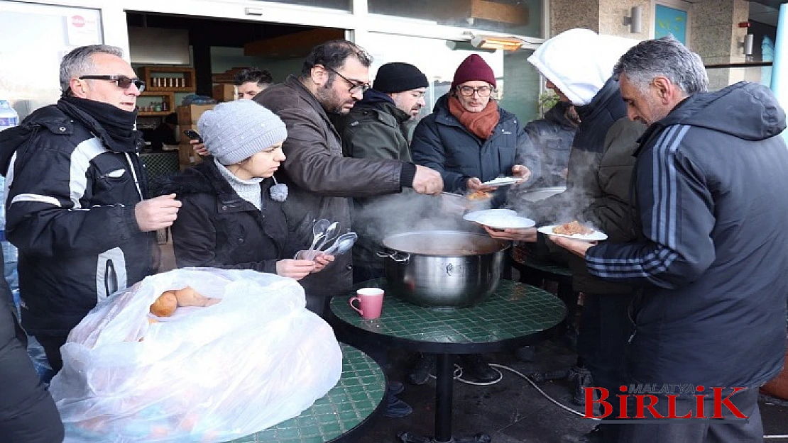 PDEV, Malatya'ya 6 Tır Gönderdi