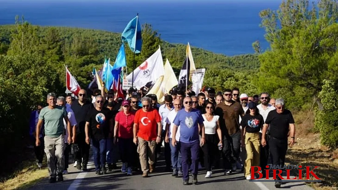 Prof. Dr. Özdağ, Onlar Çoksa Biz Türk'üz