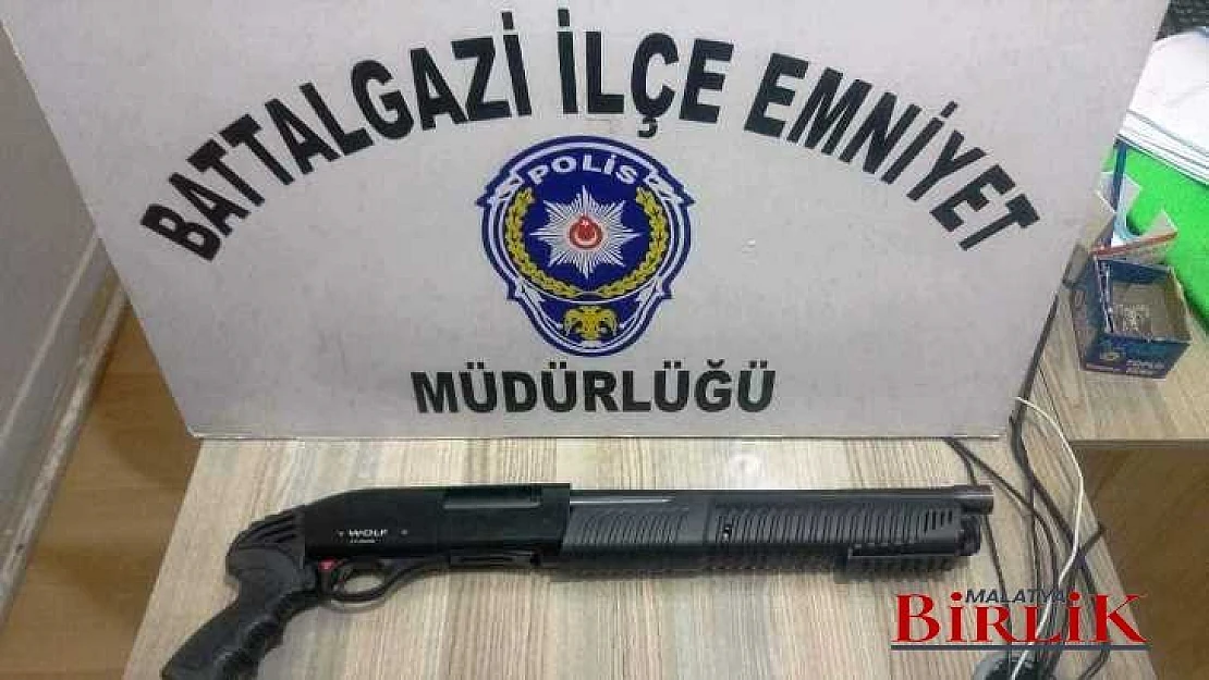Ruhsatsız Pompalı Tüfek Ele Geçirildi