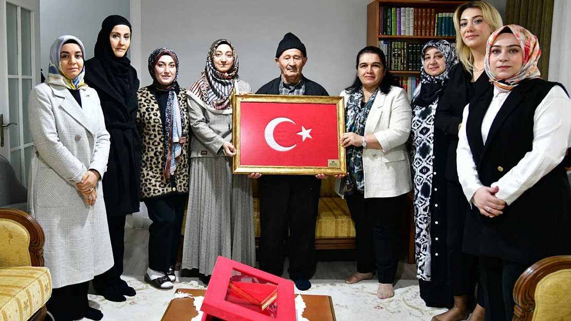 Selda Yavuz Şehit Ailelerini Ziyaret Ederek Gönüllere Dokundu