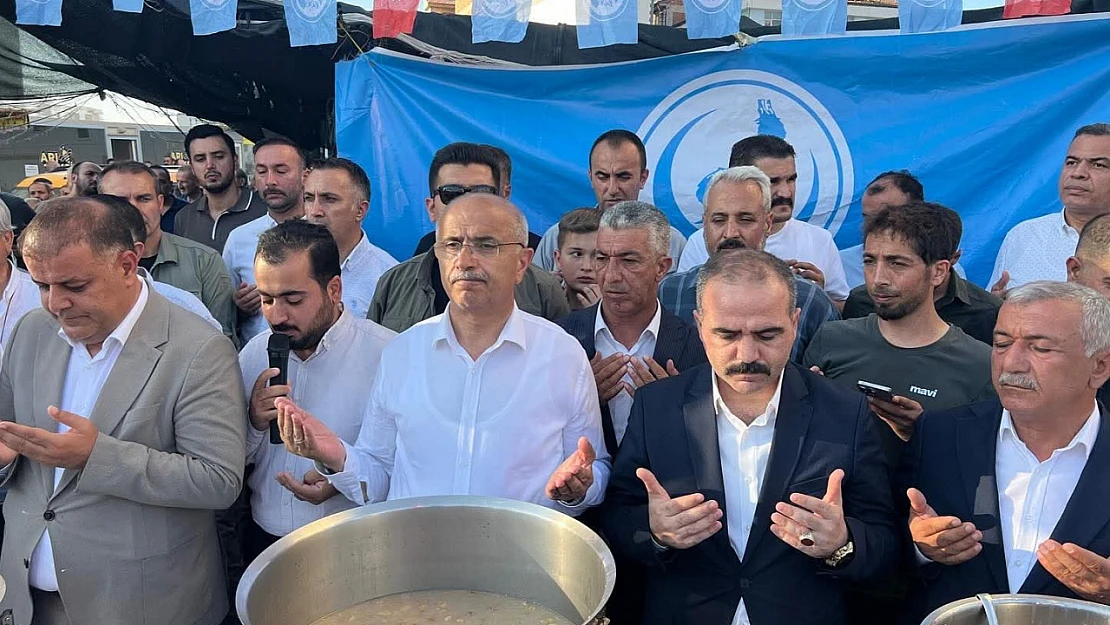 Ülkü Ocakları Malatya İl Başkanlığından Aşure Etkinliği