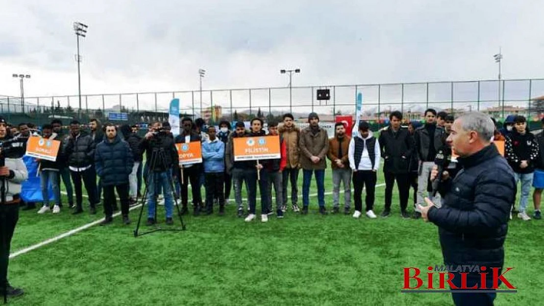 Uluslararası Yeşilyurt Futbol Turnuvası Başladı