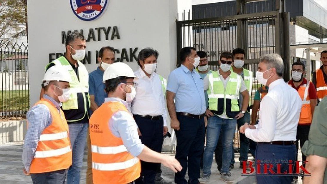 Vali Baruş Eğitim Ve Sağlık Yatırımlarını İnceledi