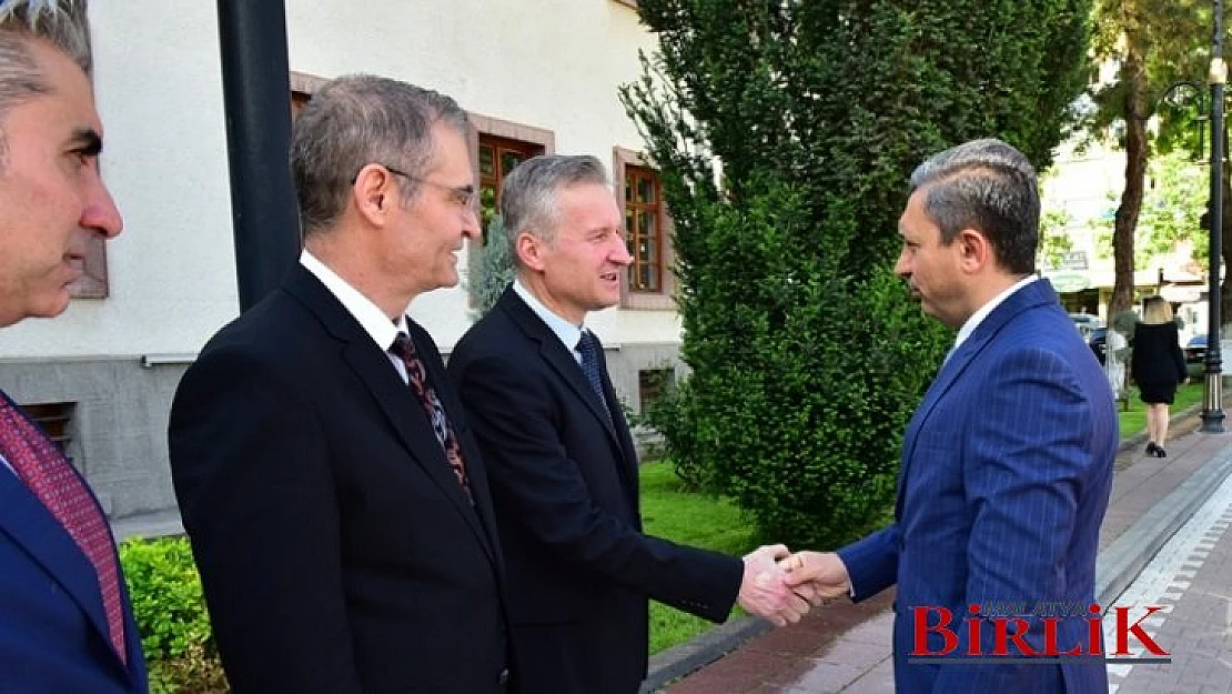 Vali Hulusi Şahin, Malatya'da Görevine Başladı