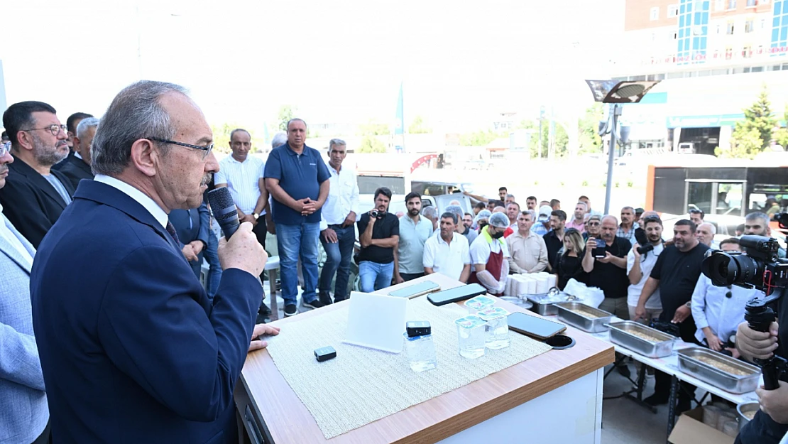 Vali Seddar Yavuz Aşure Etkinliğine Katıldı