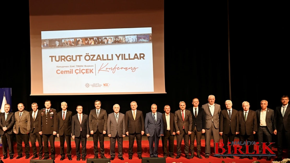 Vali Yazıcı, Turgut Özallı Yıllar Konulu Konferansa Katıldı