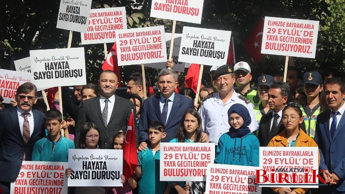 Yayalara Öncelik Duruşu, Hayata Saygı Duruşu