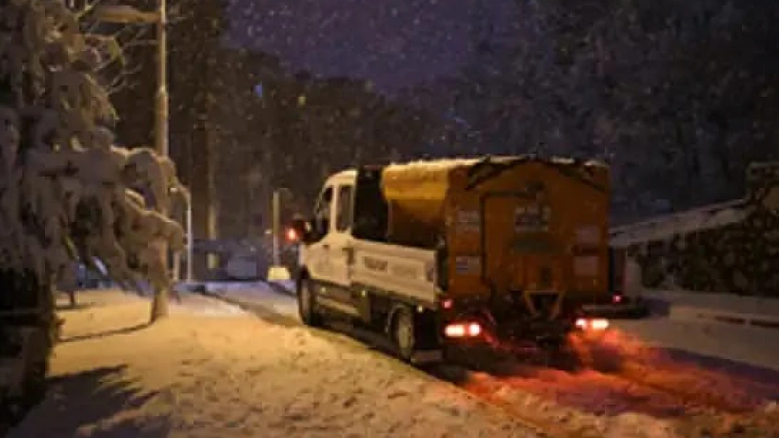 Yeşilyurt Belediye Başkanı Geçit: Kar Temizleme Çalışmalarımız Devam Ediyor