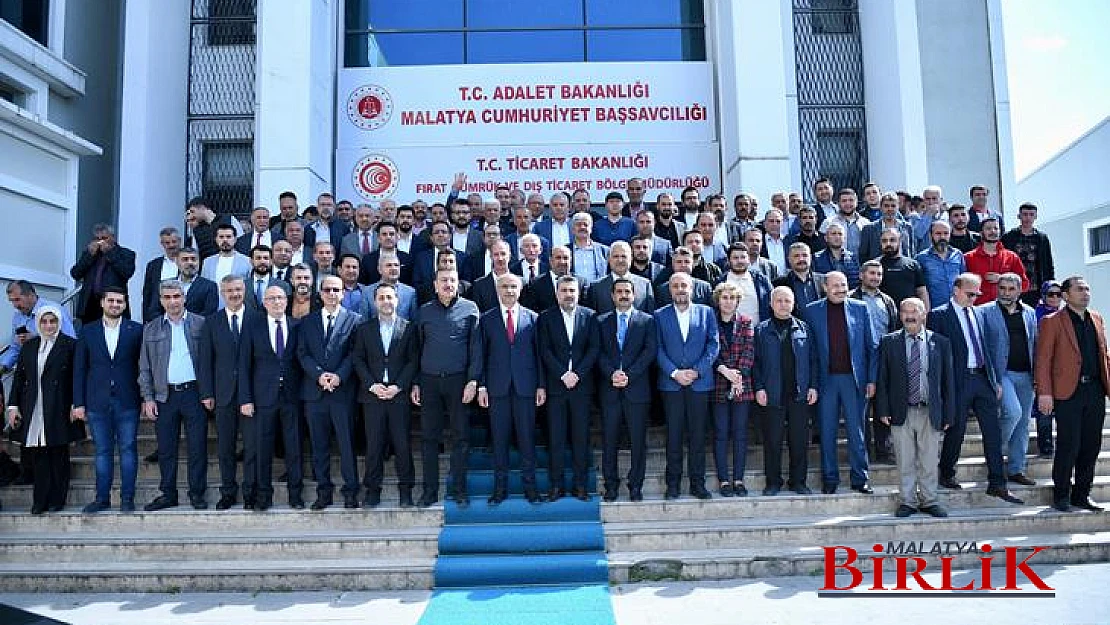 Yeşilyurt Belediye Başkanlığına Seçilen Prof.Dr.İlhan Geçit Mazbatasını Aldı