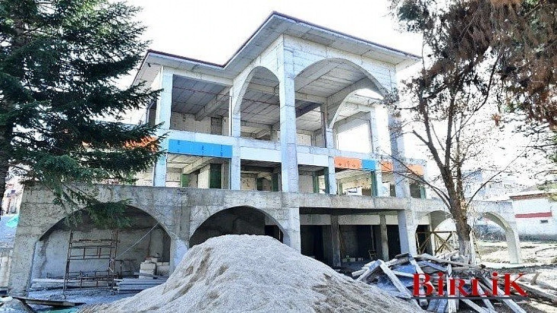 Yeşilyurt Belediyesi Gündüzbey Sosyal Tesislerinin Kaba İnşaatı Tamamlandı