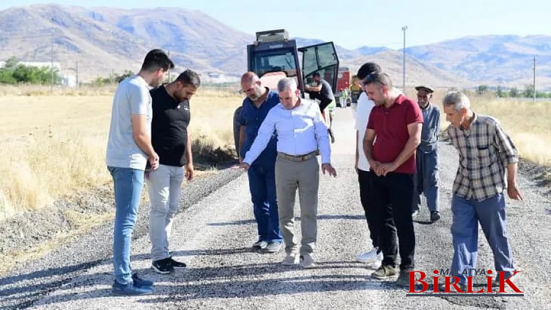 Yeşilyurt Belediyesi Kırsal Mahallelerdeki Yol Yatırımlarına Ağırlık Veriyor