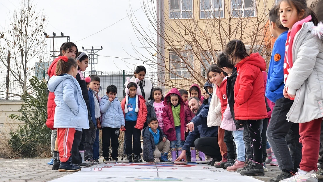 Yeşilyurt Belediyesi'nin 'Spor İstasyonları' Projesi Büyük İlgi Görüyor