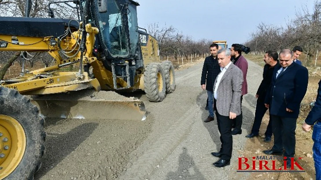 Yeşilyurt Belediyesinden Bağlantı Yolları Açmaya Devam Ediyor