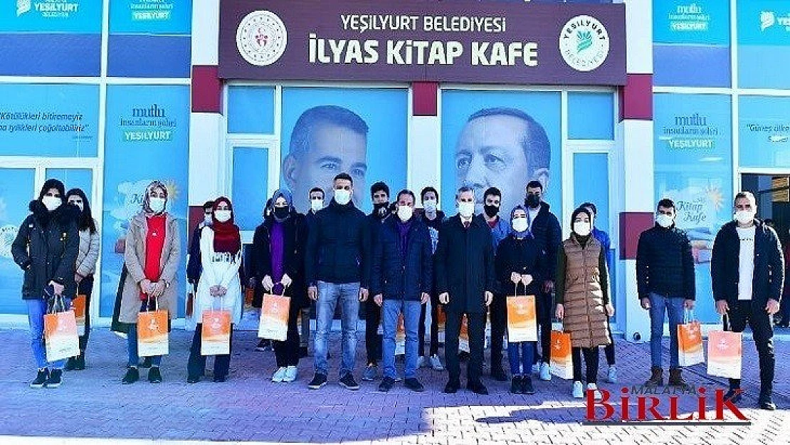 Yeşilyurt Belediyesinden Öğrencilere Destek