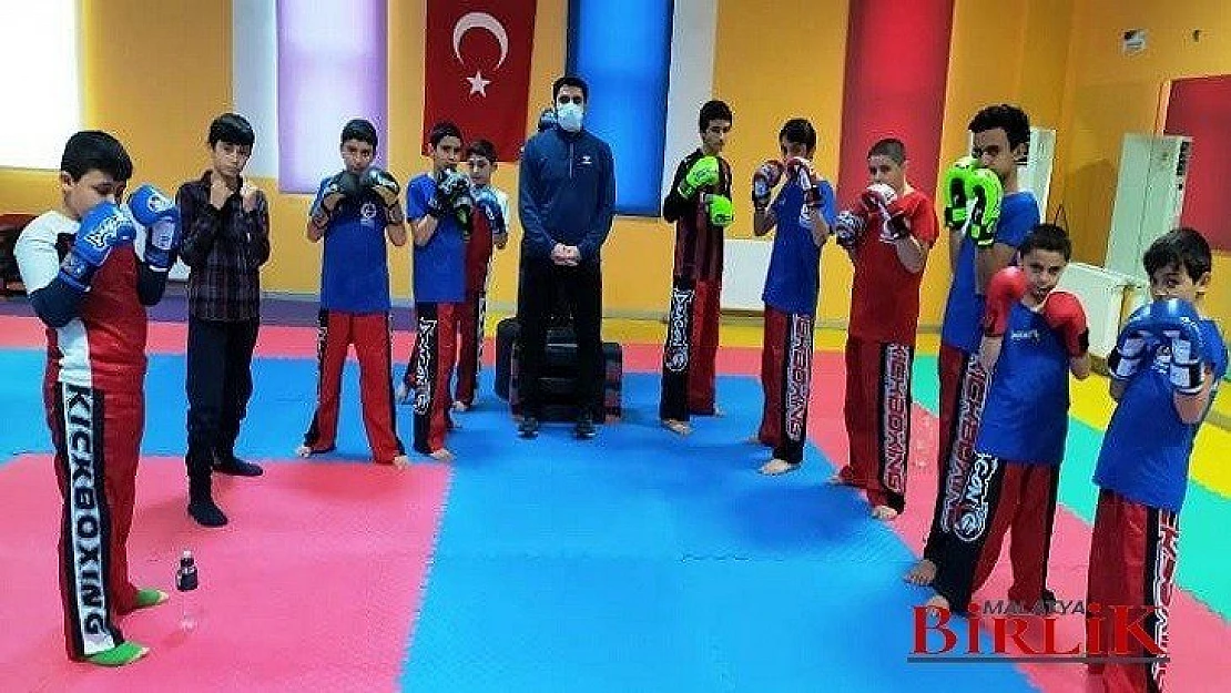 Yeşilyurt Belediyespor Kick-Boks Takımı, Gözünü Zirveye Dikti