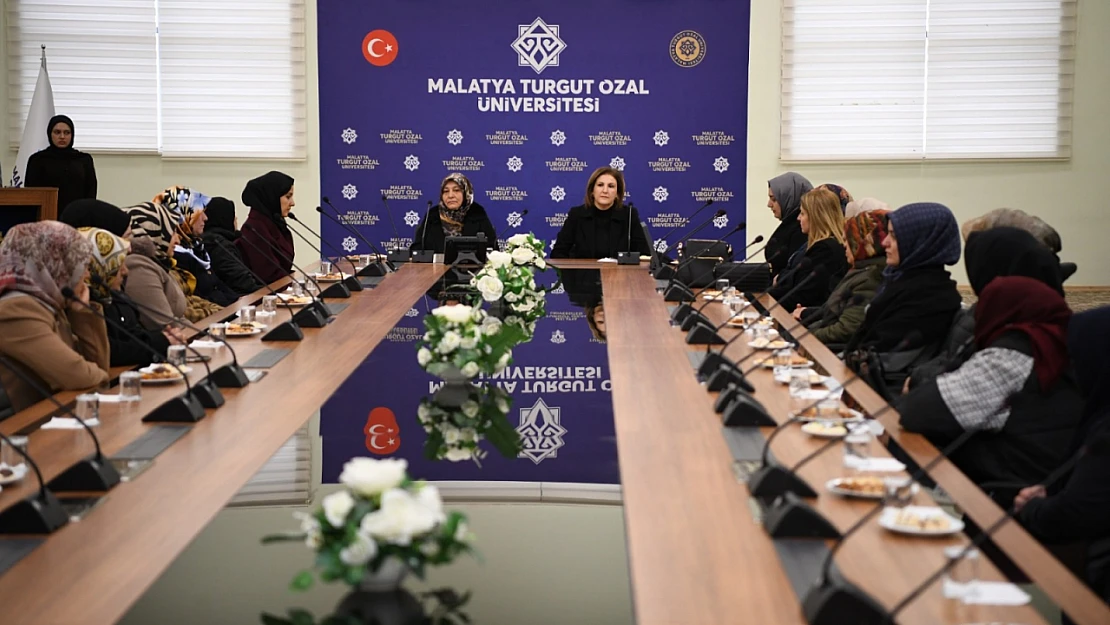 Yıkımın Ardında Umut Ve Dayanışma Söyleşisi Düzenlendi