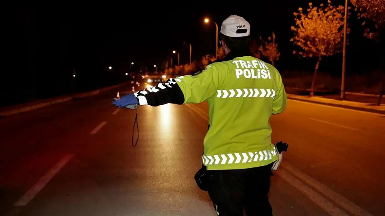 İstanbul'da 435 Aranan Şüpheli Yakalandı