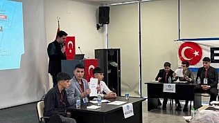 Ülkü Ocakları Ortaöğretim Bilgi Yarışması Elazığ'da Gerçekleştirildi