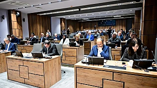 Yeşilyurt'ta Kütüphane ve Elektrikli Araç Şarj İstasyonları İçin Önemli Kararlar