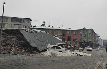 6 Şubat depremi davasında 15 yıl hapis kararı, sanık serbest kaldı