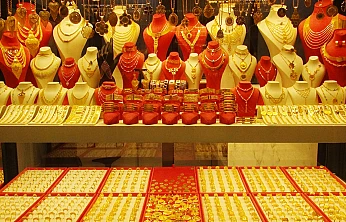 Altın daha da yükselecek mi? Kuyumcular ne diyor?