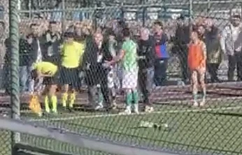 Amatör Ligde Şok Olay: Sahaya Atılan Scooter Maçı Bitirdi