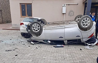 Battalgazi'de Şok Kaza: Otomobil Kot Farkından Aşağı Yuvarlandı
