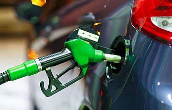 Benzinde 77 kuruş indirim