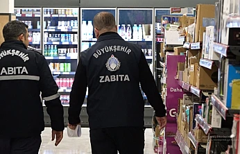 Büyükşehir Zabıtasından Kurallara Uymayan İş Yerlerine Kapatma Cezası