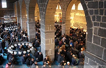 Cuma Hutbesi: İnançsızlık Mutsuzluğun, İman Huzurun Kaynağıdır