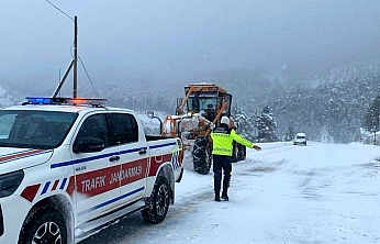 Darende'de Ulaşım Normale Döndü: Karayolu Açıldı