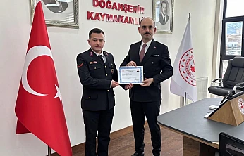 Doğanşehir'de Huzur ve Güvenliğe Emek Veren Personele Ödül