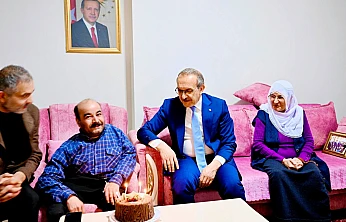 Engelli Birey Abdullah Muhan'a Anlamlı Doğum Günü Sürprizi