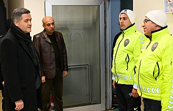 Görev Başındaki Trafik Personelinin Yeni Yılı Kutlandı
